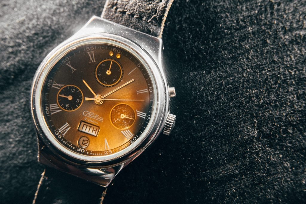 découvrez notre sélection d'accessoires pour hommes alliant style et fonctionnalité, parfaits pour compléter votre tenue au quotidien.