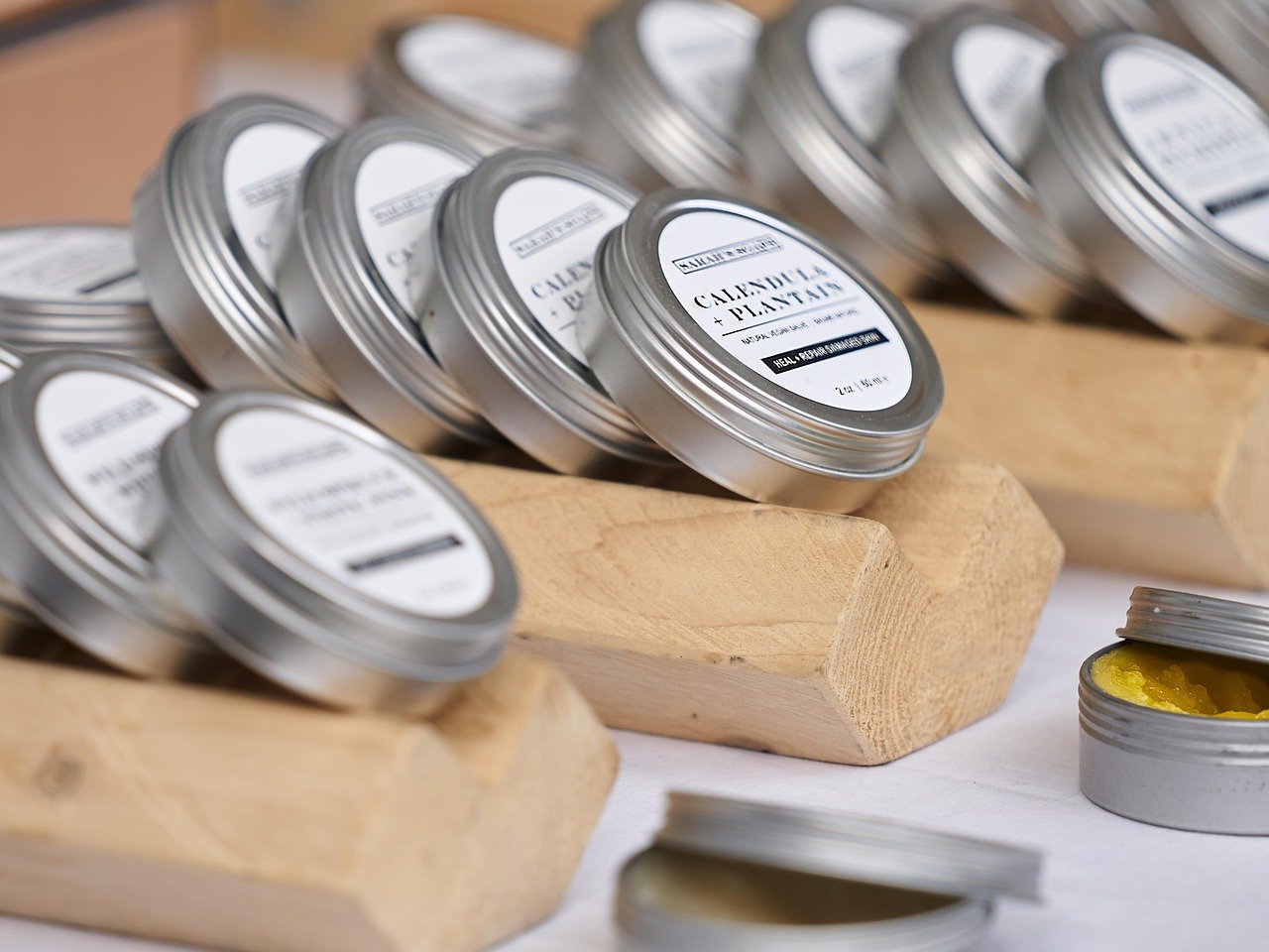 Les cinq crèmes anti-rides qui défient le temps et rajeunissent votre peau