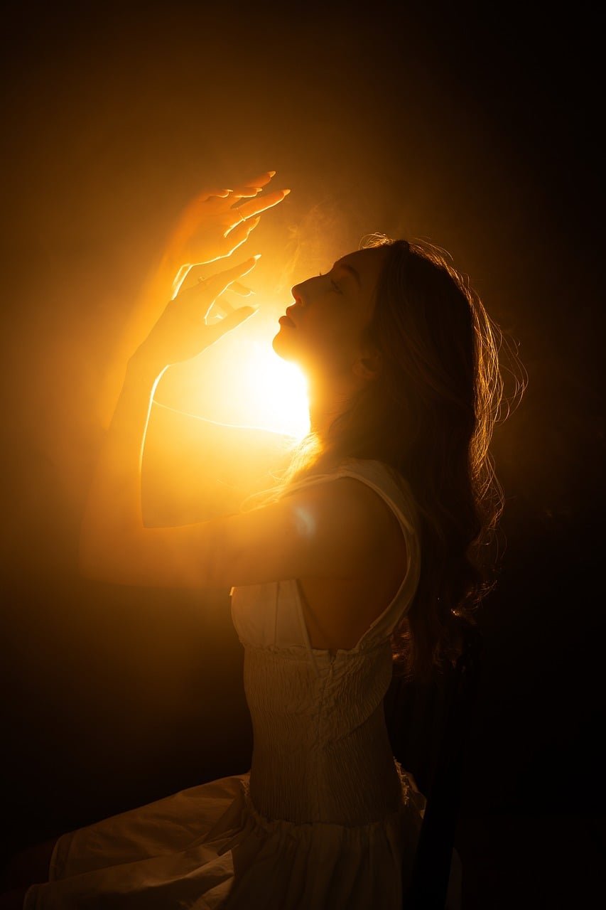 découvrez le style egirl : une mode audacieuse mêlant influences punk, gothique et anime pour un look unique et captivant.