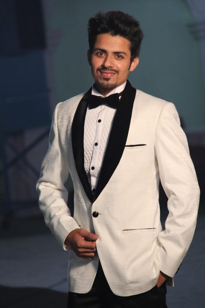 découvrez le costume parfait alliant élégance, qualité et confort pour toutes vos occasions.