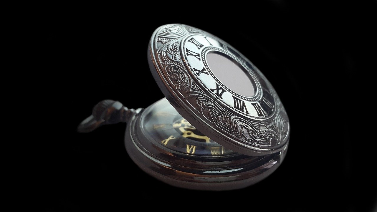 découvrez notre collection élégante de montres de poche alliant tradition et style intemporel, parfaites pour les amateurs d'accessoires vintage.