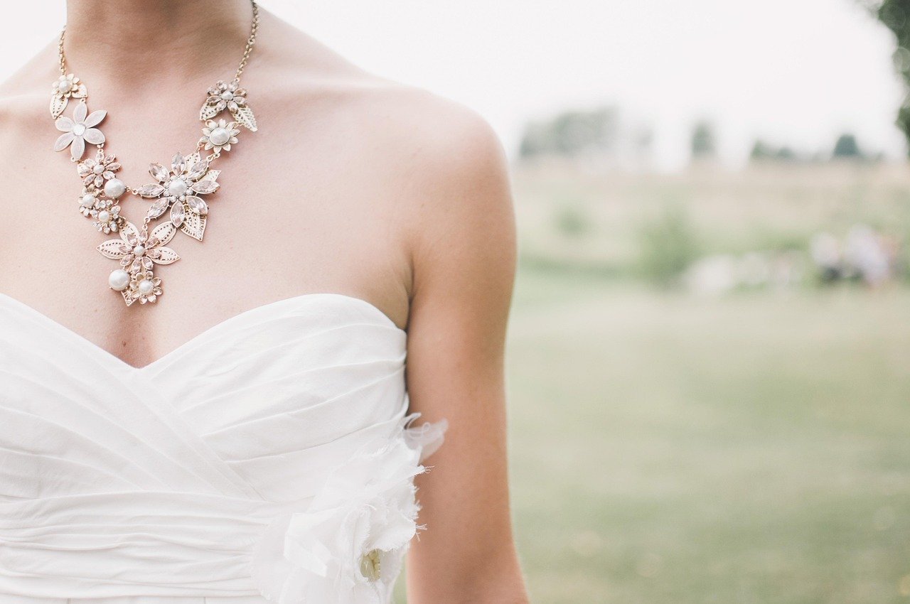 Mariage: les tendances mode que vous devez connaître pour le grand jour