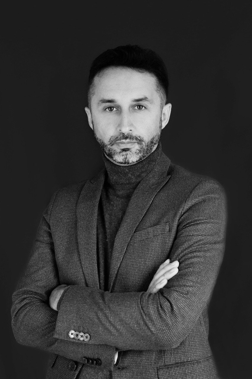 La veste de costume pour homme: plus que du travail, comment la styliser au quotidien