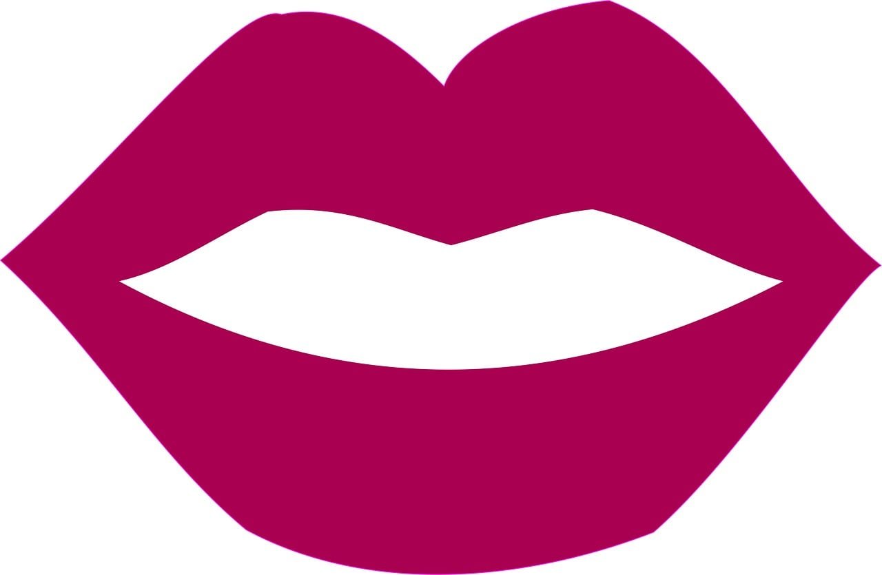 découvrez la tendance ombre lips, un maquillage des lèvres subtil avec un dégradé de couleurs pour un look moderne et sophistiqué.